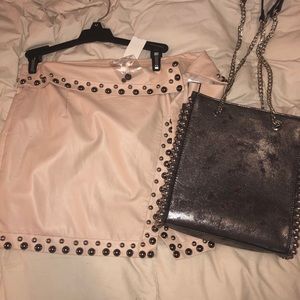 Banging Embellished skirt w Silver Metallic purse